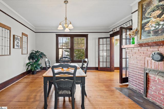 315 N Adair Street, Clinton, SC 29645