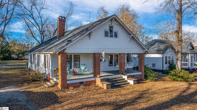 315 N Adair Street, Clinton, SC 29645