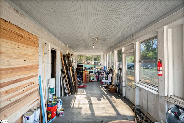 315 N Adair Street, Clinton, SC 29645