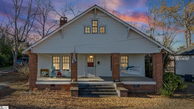 315 N Adair Street, Clinton, SC 29645