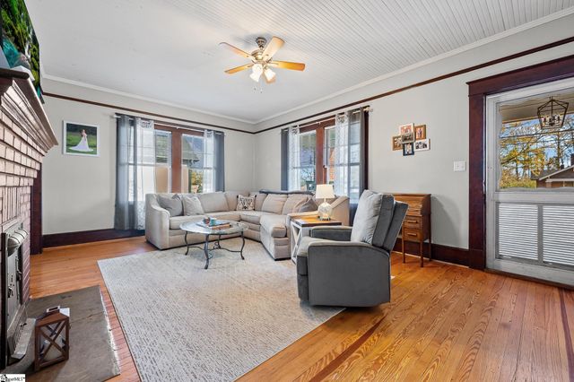 315 N Adair Street, Clinton, SC 29645