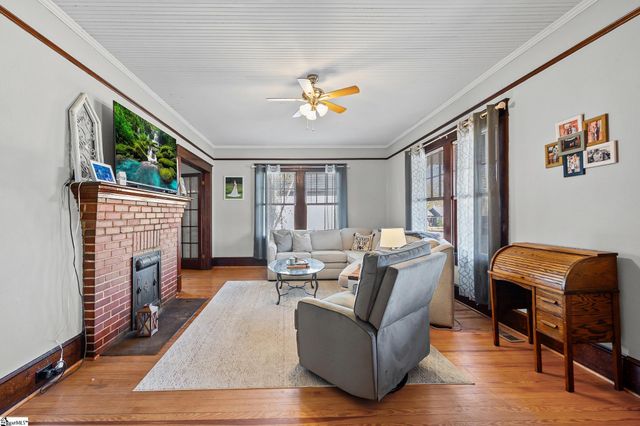 315 N Adair Street, Clinton, SC 29645