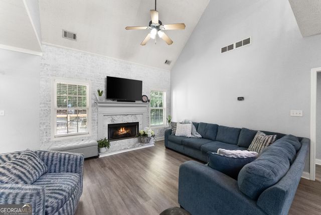 4523 Lafayette Lane, Loganville, GA 30052