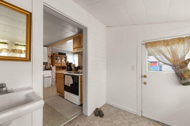 74 Gover Lane, Nancy, KY 42544