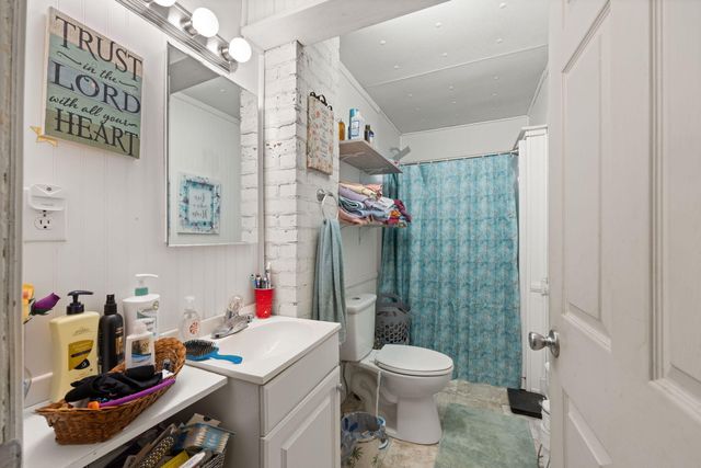 74 Gover Lane, Nancy, KY 42544