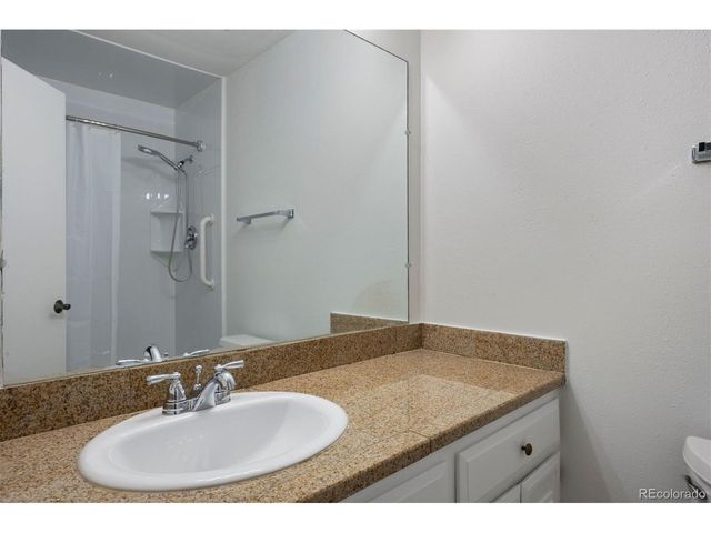 7110 S Gaylord St M9, Centennial, CO 80122
