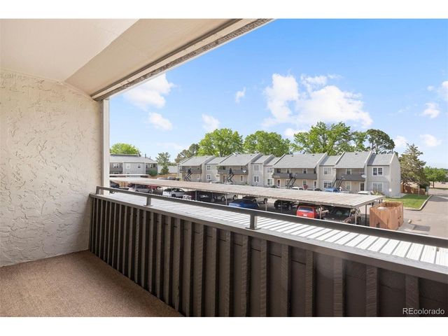 7110 S Gaylord St M9, Centennial, CO 80122