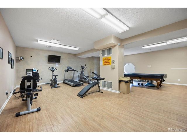 7110 S Gaylord St M9, Centennial, CO 80122