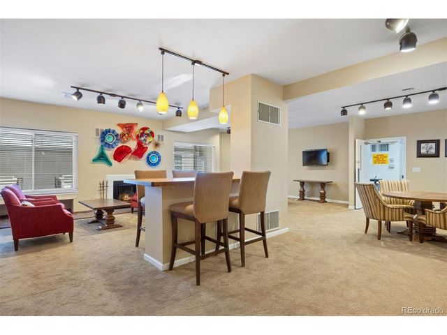 7110 S Gaylord St M9, Centennial, CO 80122