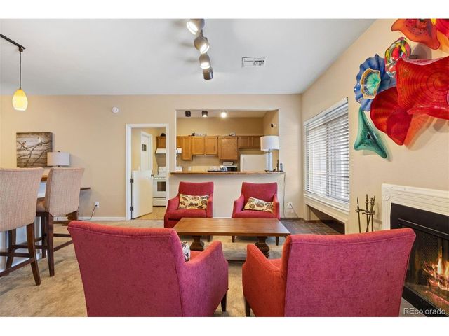7110 S Gaylord St M9, Centennial, CO 80122
