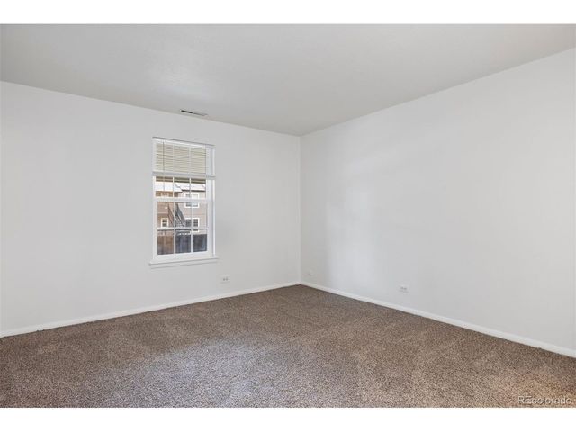 7110 S Gaylord St M9, Centennial, CO 80122