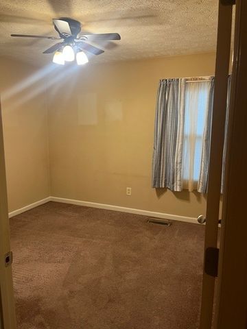 959 Sumerset Cir, Lewisburg, TN 37091