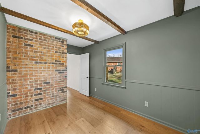 8003 Brookfield Circle, Huntsville, AL 35802