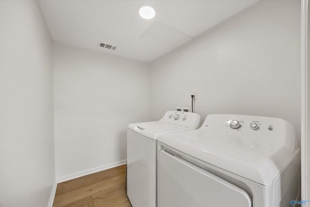 8003 Brookfield Circle, Huntsville, AL 35802