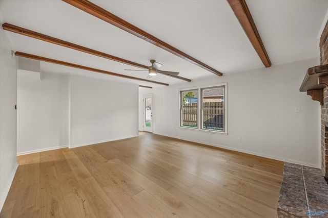 8003 Brookfield Circle, Huntsville, AL 35802