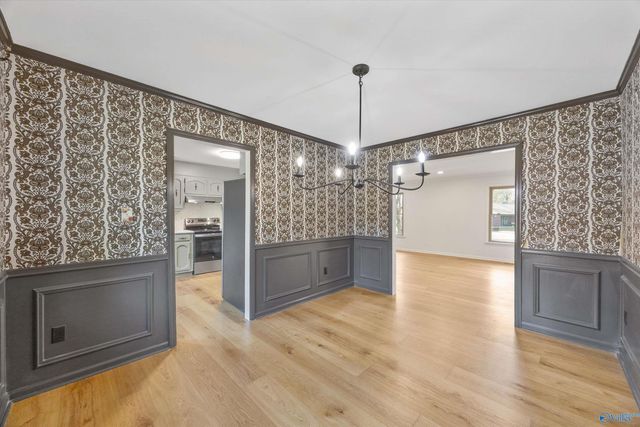 8003 Brookfield Circle, Huntsville, AL 35802