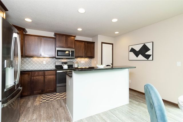 1209 Caitlin Drive SE, Bondurant, IA 50035