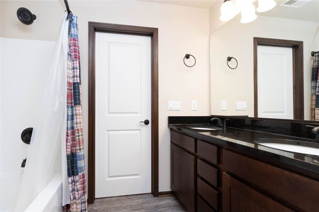 1209 Caitlin Drive SE, Bondurant, IA 50035