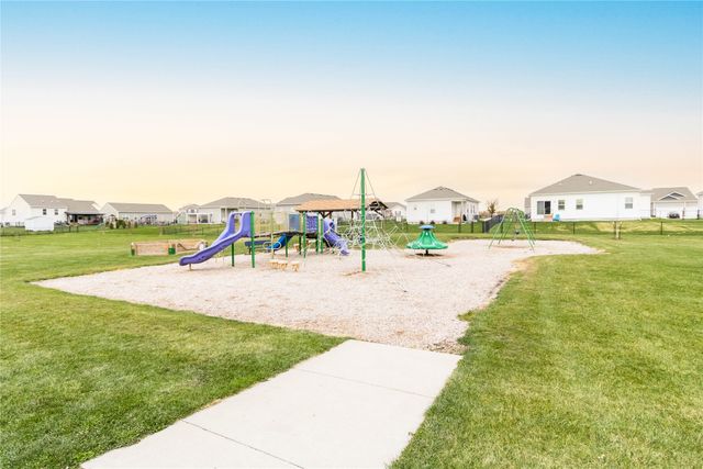 1209 Caitlin Drive SE, Bondurant, IA 50035