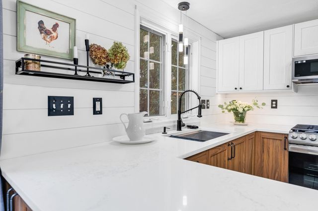 41 Boston Road 331, Billerica, MA 01821