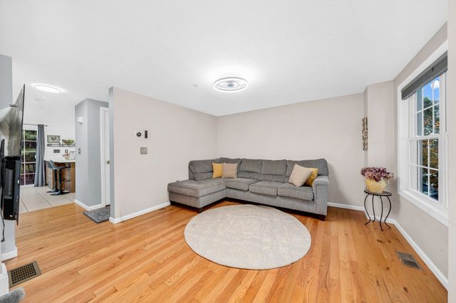 41 Boston Road 331, Billerica, MA 01821
