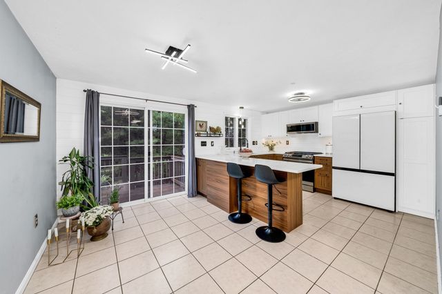 41 Boston Road 331, Billerica, MA 01821