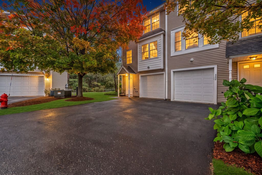 41 Boston Road 331, Billerica, MA 01821