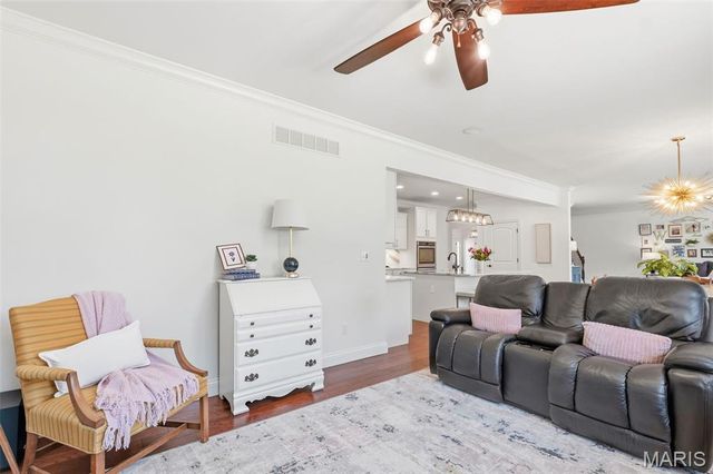 213 Mason Glen Drive, Lake St Louis, MO 63367