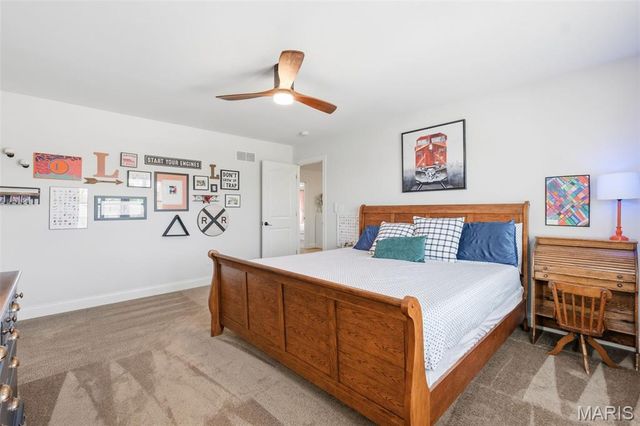 213 Mason Glen Drive, Lake St Louis, MO 63367