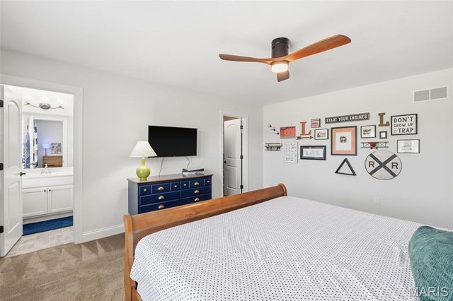 213 Mason Glen Drive, Lake St Louis, MO 63367