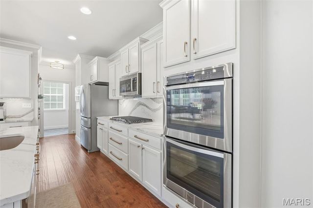 213 Mason Glen Drive, Lake St Louis, MO 63367