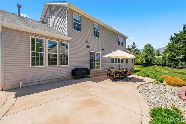 213 Mason Glen Drive, Lake St Louis, MO 63367