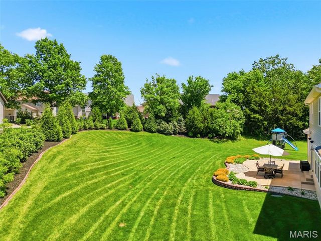 213 Mason Glen Drive, Lake St Louis, MO 63367