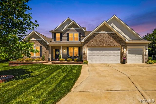 213 Mason Glen Drive, Lake St Louis, MO 63367