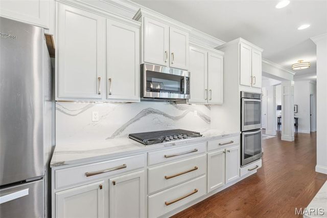 213 Mason Glen Drive, Lake St Louis, MO 63367