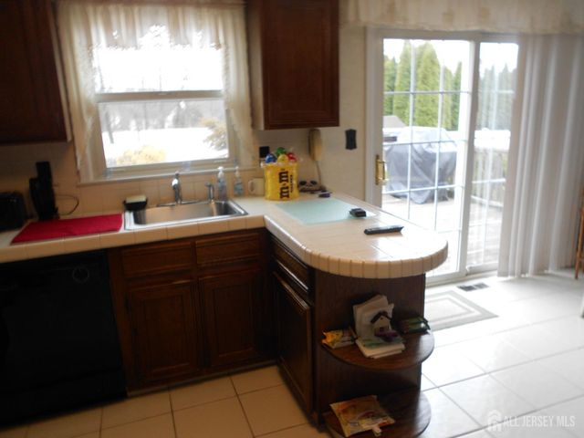 3 Tiby Place, South Brunswick, NJ 08852