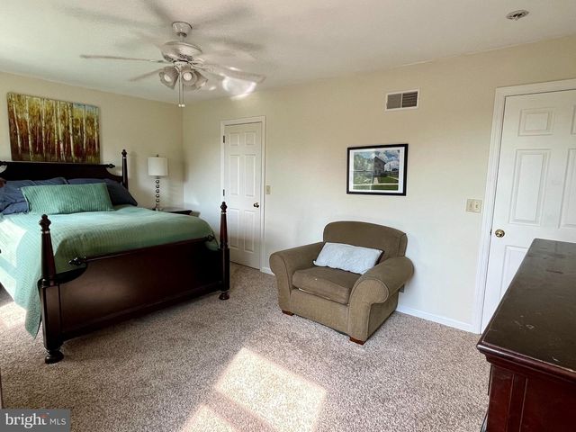 710 OXFORD RD, Lancaster, PA 17601