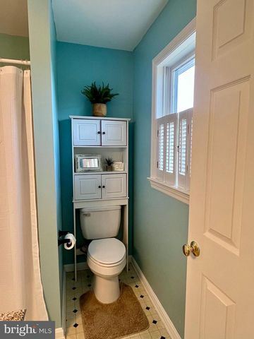 710 OXFORD RD, Lancaster, PA 17601