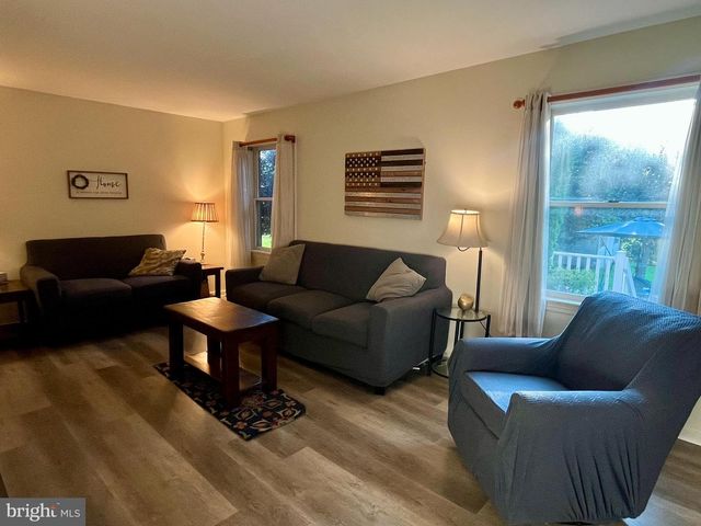 710 OXFORD RD, Lancaster, PA 17601