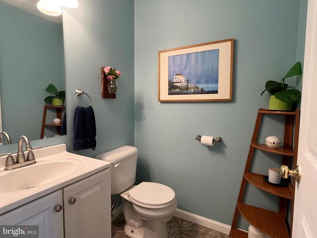 710 OXFORD RD, Lancaster, PA 17601
