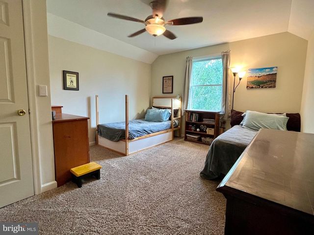 710 OXFORD RD, Lancaster, PA 17601