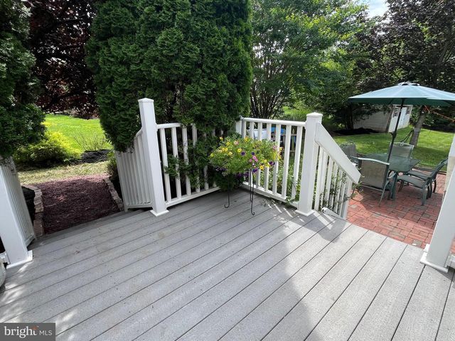 710 OXFORD RD, Lancaster, PA 17601