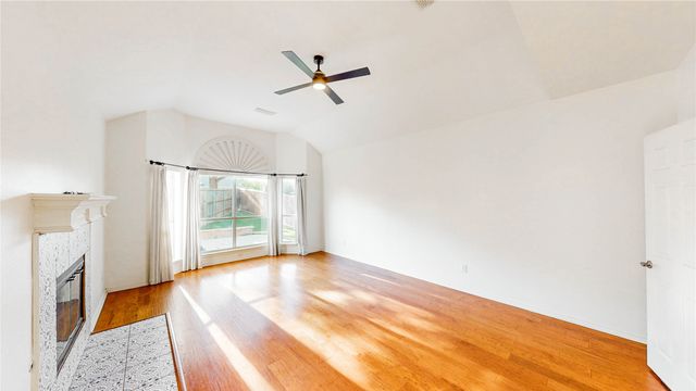 2701 Stone Creek Drive, Flower Mound, TX 75028