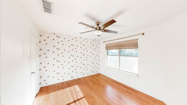 2701 Stone Creek Drive, Flower Mound, TX 75028