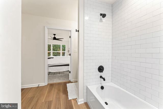 147 LONGSTREET AVE, Fredericksburg, VA 22401