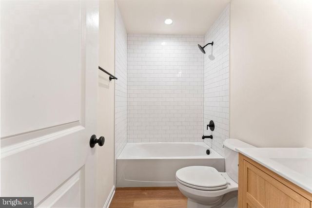 147 LONGSTREET AVE, Fredericksburg, VA 22401