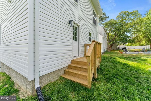 147 LONGSTREET AVE, Fredericksburg, VA 22401
