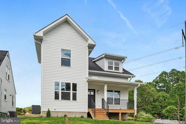 147 LONGSTREET AVE, Fredericksburg, VA 22401