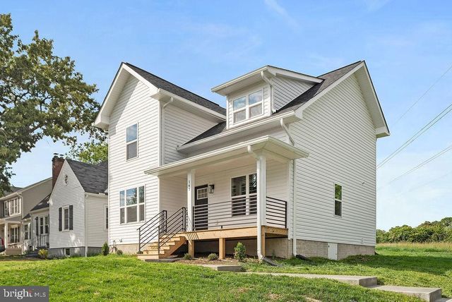 147 LONGSTREET AVE, Fredericksburg, VA 22401