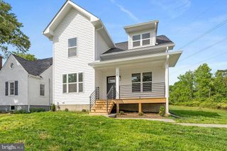 147 LONGSTREET AVE, Fredericksburg, VA 22401